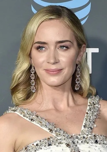 Emily Blunt photo