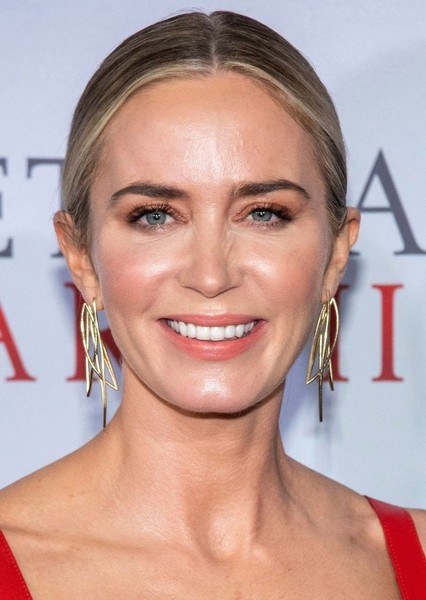 Emily Blunt photo