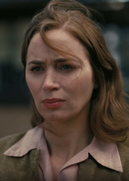 Emily Blunt photo