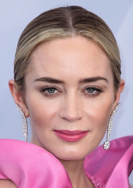 Emily Blunt photo