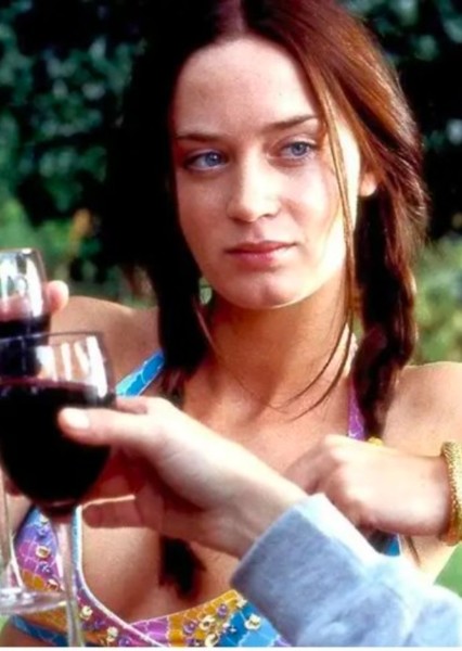 Emily Blunt photo