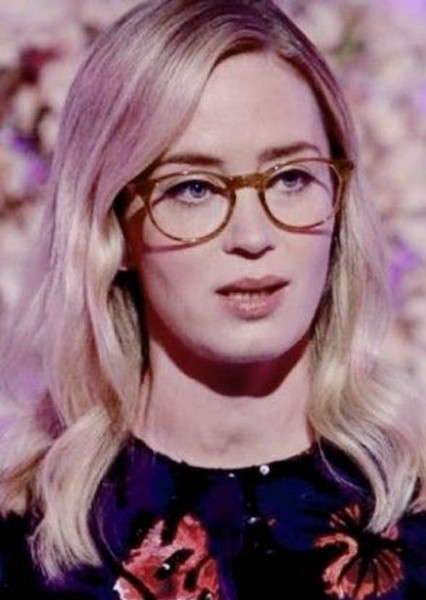 Emily Blunt photo