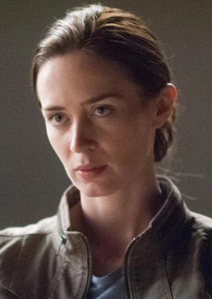 Emily Blunt photo