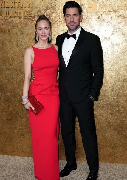 Emily Blunt photo