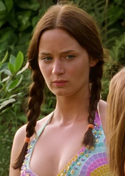 Emily Blunt photo