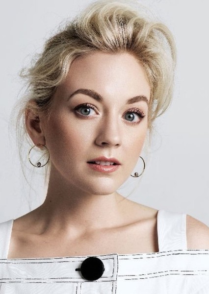 Emily Kinney photo