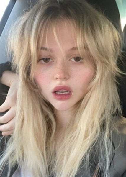 Emily Lind photo