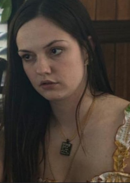 Emily Meade photo