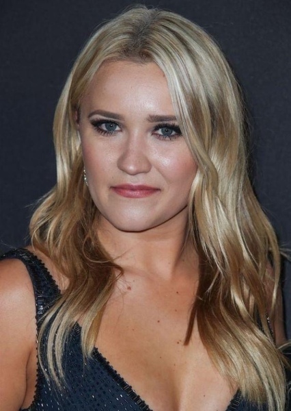 Emily Osment photo