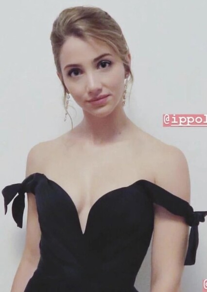 Emily Rudd