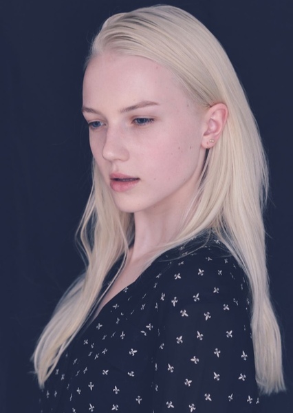 Emily Ruhl photo