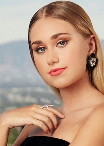 Emily Skinner photo