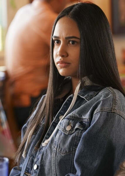 Emily Tosta photo