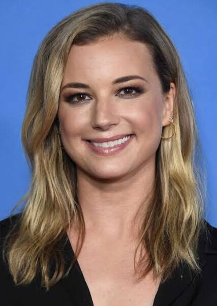 Emily VanCamp photo