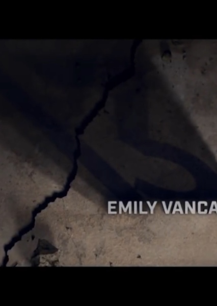 Emily VanCamp photo