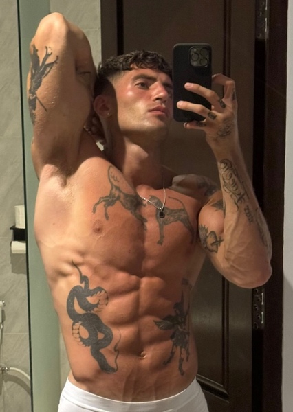 Emin Akyıldız photo