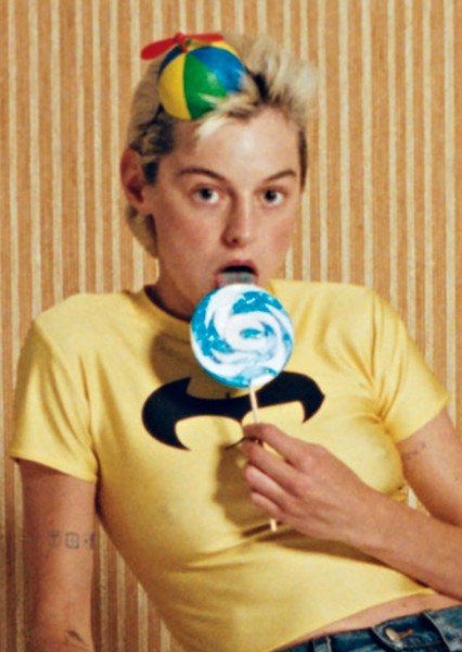 Emma Corrin photo