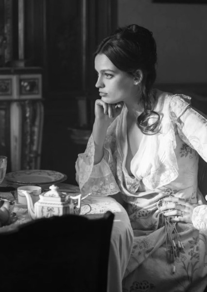 Emma Mackey photo