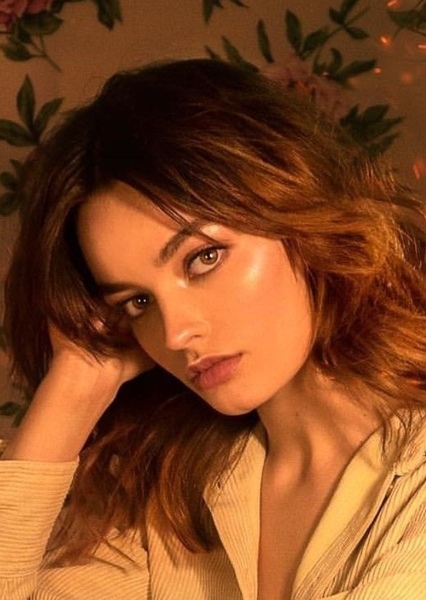 Emma Mackey