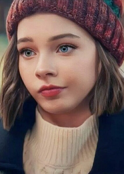 Emma Myers photo