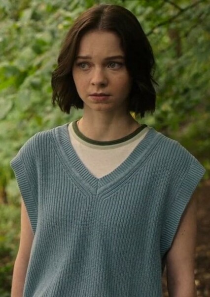 Emma Myers photo
