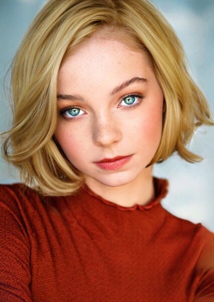 Emma Myers photo