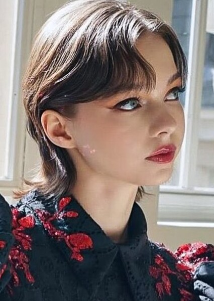 Emma Myers photo