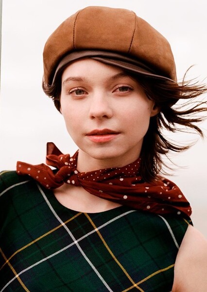 Emma Myers photo