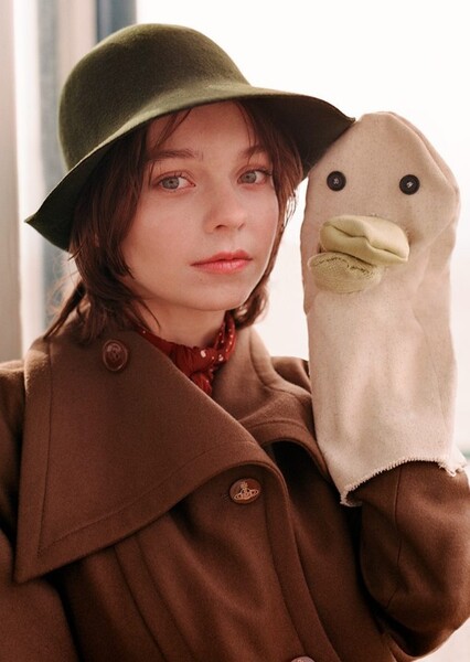 Emma Myers photo