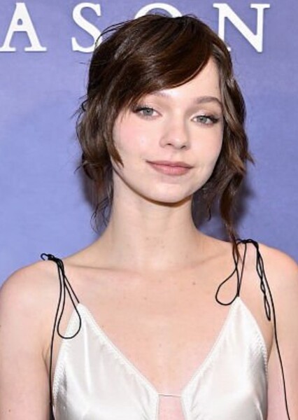 Emma Myers photo