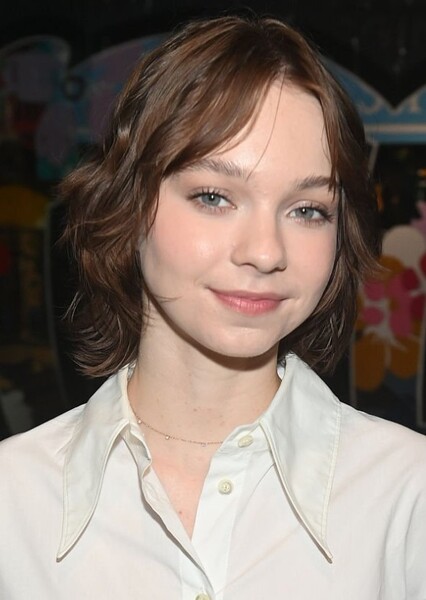 Emma Myers photo