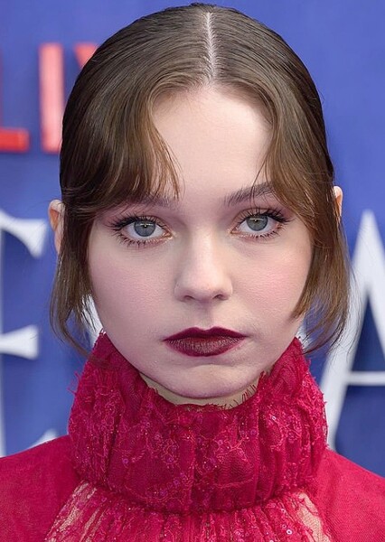 Emma Myers photo