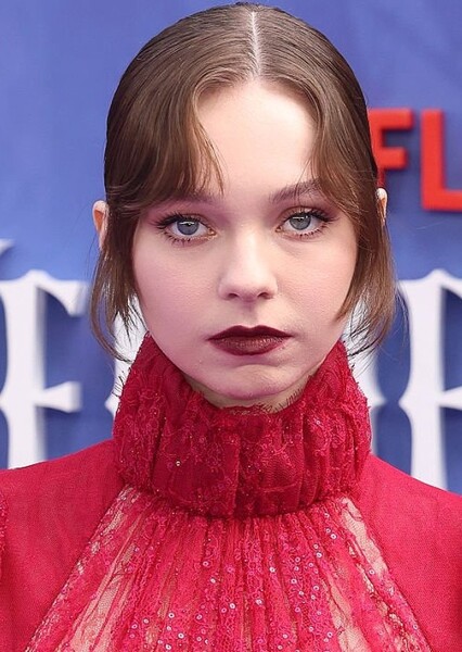Emma Myers photo