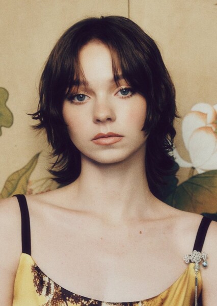 Emma Myers photo