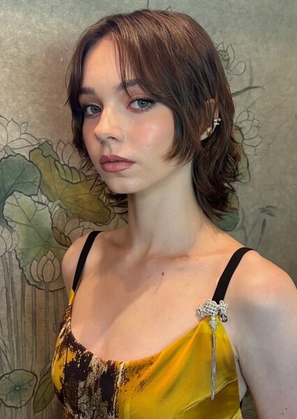 Emma Myers photo