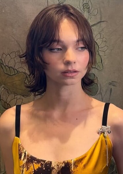 Emma Myers photo