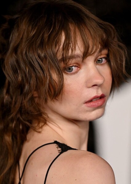 Emma Myers photo