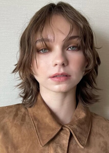 Emma Myers photo
