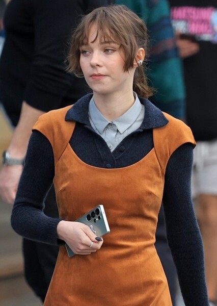 Emma Myers photo