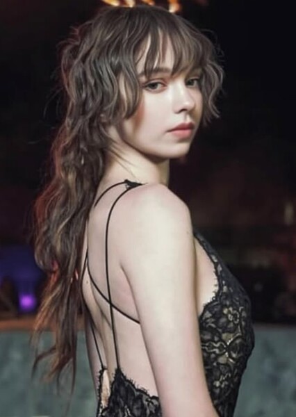 Emma Myers photo