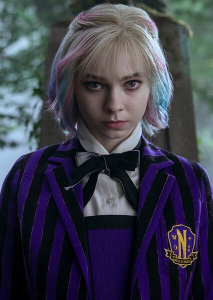 Emma Myers photo