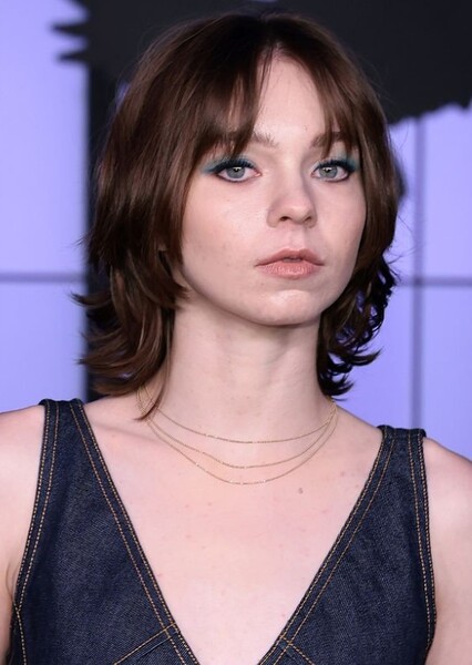 Emma Myers photo