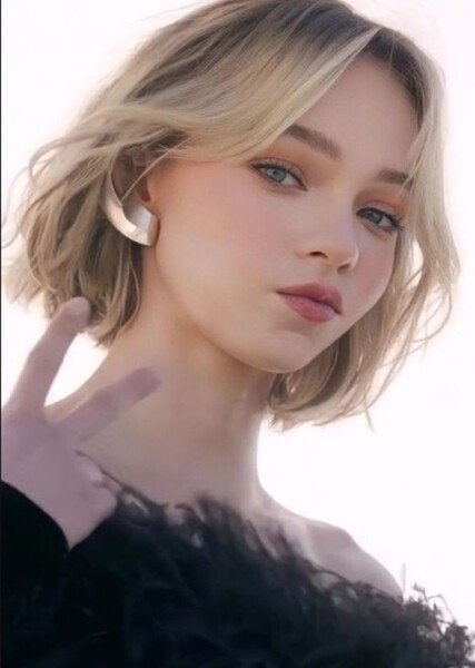 Emma Myers
