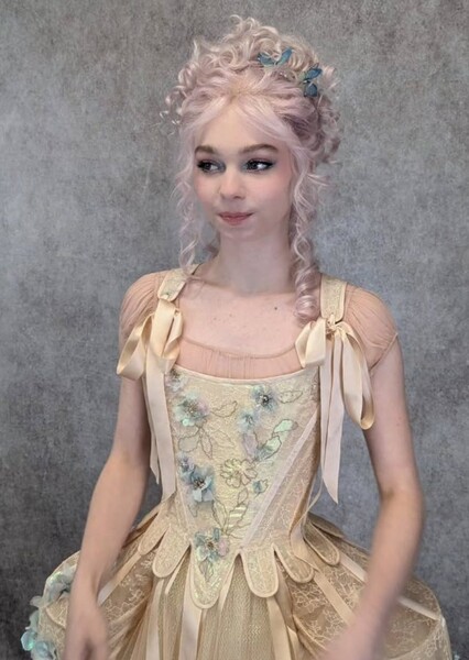 Emma Myers photo