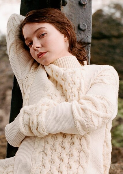 Emma Myers photo