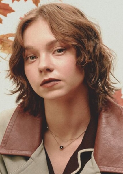 Emma Myers photo