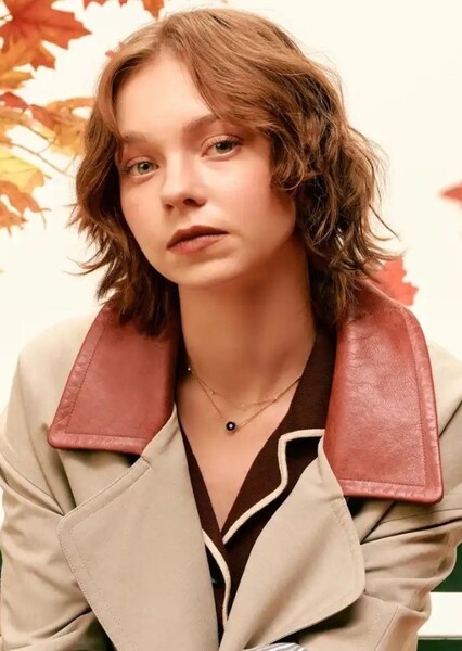 Emma Myers photo
