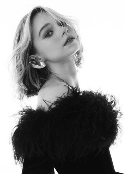 Emma Myers photo
