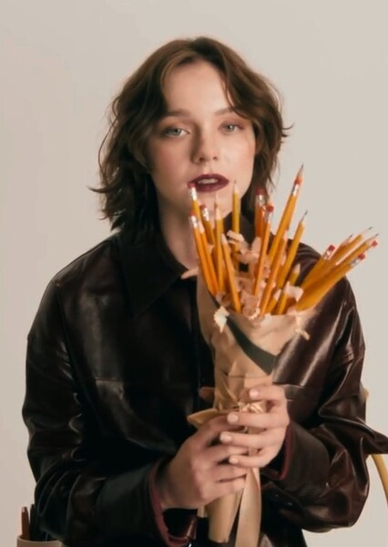 Emma Myers photo
