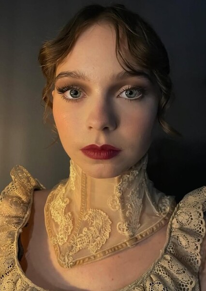 Emma Myers photo